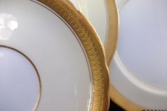 AYNSLEY SANDRINGHAM- SAUCER FOR SOUP BOWL ..... http://jaapiesfinechinastore.com