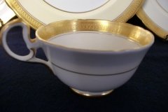 AYNSLEY SANDRINGHAM- TEA CUP ..... http://jaapiesfinechinastore.com