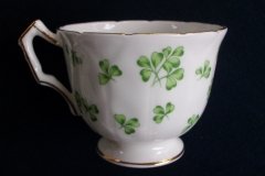 AYNSLEY SHAMROCK #159-  CUP & SAUCER  .....   http://jaapiesfinechinastore.com
