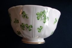 AYNSLEY SHAMROCK #159-  OPEN SUGAR BOWL  .....   http://jaapiesfinechinastore.com