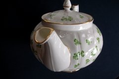 AYNSLEY SHAMROCK #159-  TEA POT  .....   http://jaapiesfinechinastore.com