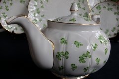 AYNSLEY SHAMROCK #159-  TEA POT  .....   http://jaapiesfinechinastore.com