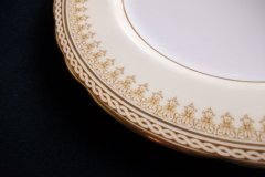 AYNSLEY WINCHESTER  #B4280- DINNER PLATE   .....   http://jaapiesfinechinastore.com