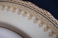 AYNSLEY WINCHESTER  #B4280- DINNER PLATE   .....   http://jaapiesfinechinastore.com