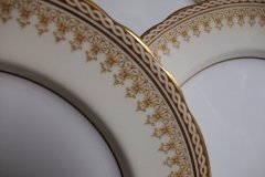 AYNSLEY WINCHESTER  #B4280- DINNER PLATE   .....   http://jaapiesfinechinastore.com