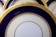 AYNSLEY CHINA WINDSOR COBALT- DINNER PLATE   ..... http://jaapiesfinechinastore.com
