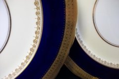 AYNSLEY CHINA WINDSOR COBALT- DINNER PLATE   ..... http://jaapiesfinechinastore.com