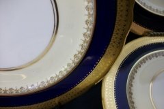AYNSLEY CHINA WINDSOR COBALT- SALAD PLATE   ..... http://jaapiesfinechinastore.com