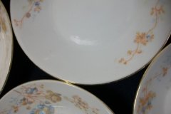 BAWO & DOTTER  AUTUMN VINE, BLUE FLORAL-  BERRY BOWL   .....   http://jaapiesfinechinastore.com