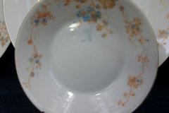 BAWO & DOTTER  AUTUMN VINE, BLUE FLORAL-  BERRY BOWL   .....   http://jaapiesfinechinastore.com