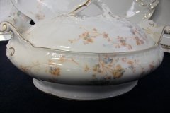 BAWO & DOTTER  AUTUMN VINE, BLUE FLORAL-   COVERED SERVING BOWL #1      .....   http://jaapiesfinechinastore.com