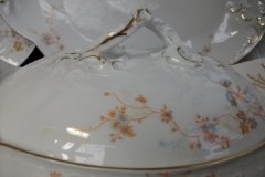 BAWO & DOTTER  AUTUMN VINE, BLUE FLORAL-   COVERED SERVING BOWL #1      .....   http://jaapiesfinechinastore.com