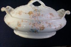 BAWO & DOTTER  AUTUMN VINE, BLUE FLORAL-   COVERED SERVING BOWL #1      .....   http://jaapiesfinechinastore.com