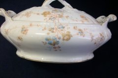BAWO & DOTTER  AUTUMN VINE, BLUE FLORAL-   COVERED SERVING BOWL #1      .....   http://jaapiesfinechinastore.com