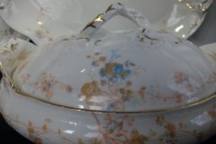 BAWO & DOTTER  AUTUMN VINE, BLUE FLORAL-   COVERED SERVING BOWL #2      .....   http://jaapiesfinechinastore.com