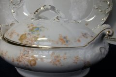 BAWO & DOTTER  AUTUMN VINE, BLUE FLORAL-   COVERED SERVING BOWL #2      .....   http://jaapiesfinechinastore.com