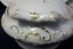 BAWO & DOTTER  AUTUMN VINE, BLUE FLORAL-   COVERED SERVING BOWL #2      .....   http://jaapiesfinechinastore.com