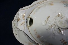 BAWO & DOTTER  AUTUMN VINE, BLUE FLORAL-    SOUP TUREEN       .....   http://jaapiesfinechinastore.com