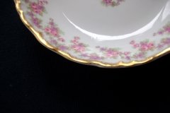 BAWO & DOTTER ELITE WORKS BRIDAL WREATH- BERRY BOWL  .....   http://jaapiesfinechinastore.com