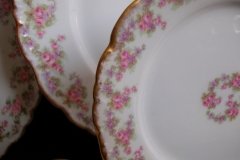 BAWO & DOTTER ELITE WORKS BRIDAL WREATH- BREAD & BUTTER PLATE  .....   http://jaapiesfinechinastore.com
