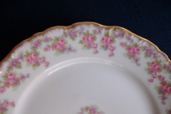 BAWO & DOTTER ELITE WORKS BRIDAL WREATH- BREAD & BUTTER PLATE  .....   https://www.jaapiesfinechinastore.com