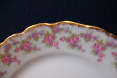 BAWO & DOTTER ELITE WORKS BRIDAL WREATH- BREAD & BUTTER PLATE  .....   https://www.jaapiesfinechinastore.com