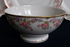 BAWO & DOTTER ELITE WORKS BRIDAL WREATH- CRANBERRY BOWL  .....   http://jaapiesfinechinastore.com