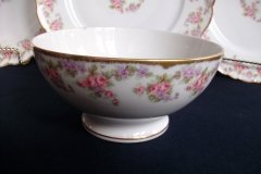 BAWO & DOTTER ELITE WORKS BRIDAL WREATH- CRANBERRY BOWL  .....   http://jaapiesfinechinastore.com