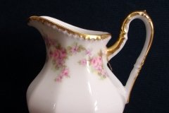 BAWO & DOTTER ELITE WORKS BRIDAL WREATH- CREAMER  .....   http://jaapiesfinechinastore.com