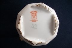 BAWO & DOTTER ELITE WORKS BRIDAL WREATH- CREAMER  .....   http://jaapiesfinechinastore.com
