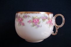 BAWO & DOTTER ELITE WORKS BRIDAL WREATH- CUP &  SAUCER  .....   http://jaapiesfinechinastore.com