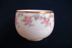 BAWO & DOTTER ELITE WORKS BRIDAL WREATH- CUP &  SAUCER  .....   https://www.jaapiesfinechinastore.com