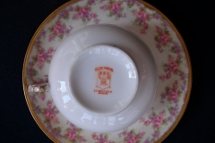 BAWO & DOTTER ELITE WORKS BRIDAL WREATH- CUP &  SAUCER  .....   https://www.jaapiesfinechinastore.com