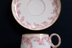 BAWO & DOTTER ELITE WORKS BRIDAL WREATH- DEMI CUP &  SAUCER  .....   https://www.jaapiesfinechinastore.com