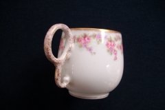BAWO & DOTTER ELITE WORKS BRIDAL WREATH- DEMI CUP &  SAUCER  .....   http://jaapiesfinechinastore.com