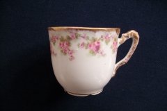 BAWO & DOTTER ELITE WORKS BRIDAL WREATH- DEMI CUP &  SAUCER  .....   http://jaapiesfinechinastore.com
