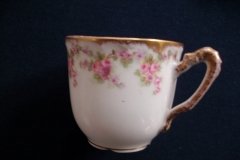 BAWO & DOTTER ELITE WORKS BRIDAL WREATH- DEMI CUP &  SAUCER  .....   http://jaapiesfinechinastore.com