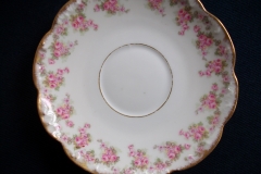 BAWO & DOTTER ELITE WORKS BRIDAL WREATH- DEMI CUP &  SAUCER  .....   https://www.jaapiesfinechinastore.com