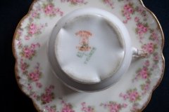 BAWO & DOTTER ELITE WORKS BRIDAL WREATH- DEMI CUP &  SAUCER  .....   http://jaapiesfinechinastore.com