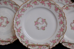 BAWO & DOTTER ELITE WORKS BRIDAL WREATH- DINNER PLATE  .....   https://www.jaapiesfinechinastore.com