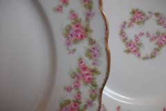 BAWO & DOTTER ELITE WORKS BRIDAL WREATH- DINNER PLATE  .....   http://jaapiesfinechinastore.com