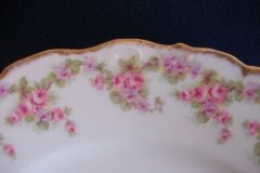 BAWO & DOTTER ELITE WORKS BRIDAL WREATH- DINNER PLATE  .....   http://jaapiesfinechinastore.com