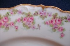 BAWO & DOTTER ELITE WORKS BRIDAL WREATH- DINNER PLATE  .....   http://jaapiesfinechinastore.com