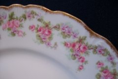 BAWO & DOTTER ELITE WORKS BRIDAL WREATH- DINNER PLATE  .....   http://jaapiesfinechinastore.com