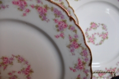 BAWO & DOTTER ELITE WORKS BRIDAL WREATH- LUNCH PLATE  .....   https://www.jaapiesfinechinastore.com