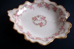 BAWO & DOTTER ELITE WORKS BRIDAL WREATH- MAYO DISH   .....   http://jaapiesfinechinastore.com