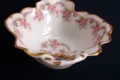 BAWO & DOTTER ELITE WORKS BRIDAL WREATH- MAYO DISH   .....   http://jaapiesfinechinastore.com