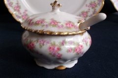 BAWO & DOTTER ELITE WORKS BRIDAL WREATH- MUSTARD JAR   .....   http://jaapiesfinechinastore.com