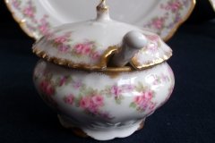 BAWO & DOTTER ELITE WORKS BRIDAL WREATH- MUSTARD JAR   .....   http://jaapiesfinechinastore.com
