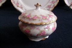 BAWO & DOTTER ELITE WORKS BRIDAL WREATH- MUSTARD JAR   .....   http://jaapiesfinechinastore.com